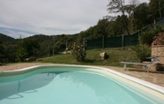 Swimming Pool 4 Tribbiano