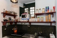 บาร์ คาเฟ่ และเลานจ์ Dubrovnik Old Town Hostel