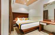 Bedroom 3 Treebo Trip Aarush Inn