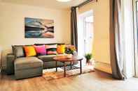 Ruang untuk Umum Lovely Holiday Home in Birmingham