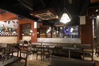 Bar, Cafe and Lounge Hotel Monarch Guestline in MIDC Rabale, Navi Mumbai