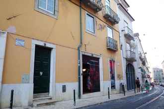 ภายนอกอาคาร 4 ALTIDO Bold & colourful 1-bed flat at the heart of Chiado, nearby Carmo Convent