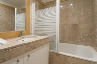 In-room Bathroom ALTIDO Spacious 3BR home w/balcony in Baixa, nearby Lisbon Cathedral