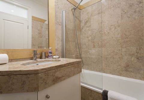 Others ALTIDO Stylish 2BR Apt w/balcony at the heart of Baixa