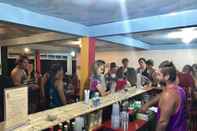 Bar, Kafe, dan Lounge Vang Vieng Freedom View - Hostel