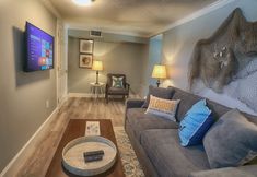 Common Space 3 Billy Goat Franks`s Key West Experience