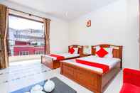 Bedroom Hung Phong Hotel