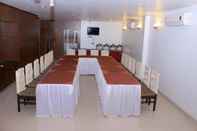 Functional Hall Hotel Aarya Inn