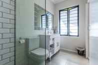 In-room Bathroom Gratia