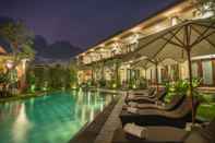 Kolam Renang The Mudru Resort