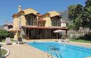 Swimming Pool 2 Villa FT11 by JoyLettings