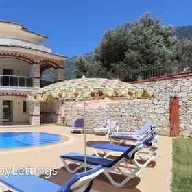 Featured Image 1 Villa NKL1 by JoyLettings, โรงแรม & ที่พัก Mugla