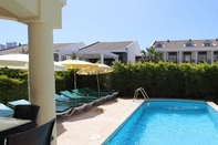 Swimming Pool Villa YS07 by JoyLettings