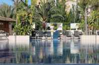 Hồ bơi Bahia de Alcudia Hotel & Spa