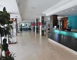 Lobby 2 Bahia de Alcudia Hotel & Spa