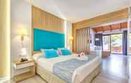 Bedroom 2 Bahia de Alcudia Hotel & Spa