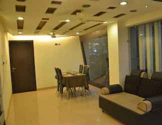 Lobby 2 Hotel Morya Regency