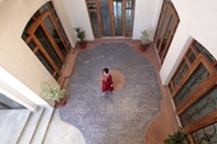 Lobby Krishnalaya Mansion By Vista Rooms