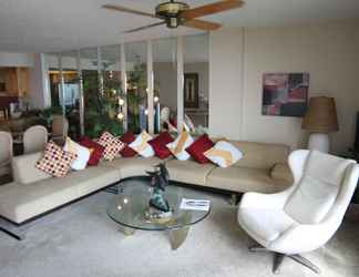 Lobby 2 3 Bedroom Oceanfront Luxury Condo - Sand Dollar Iii, 404