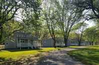 Exterior Sunset Cottages and Motel