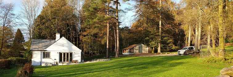 Exterior Larch Cottage