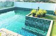 สระว่ายน้ำ 6 Fantastic Roof top Pool!