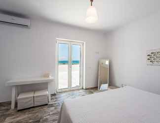 Bedroom 2 Island Wedding Paradise Villas by VillaRentalsgr