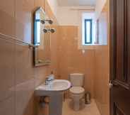 In-room Bathroom 5 Historical Villa in Heart of the City Center