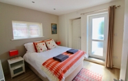 Kamar Tidur 6 84A Albany Road