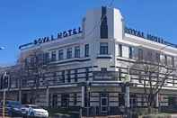 ภายนอกอาคาร Royal Hotel Orange