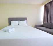 Kamar Tidur 5 Comfy Studio Room with City View at Menteng Park Apartment