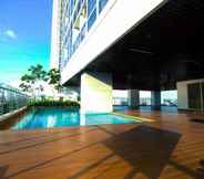 Swimming Pool 3 Stylish Studio Room Menteng Park Apartment