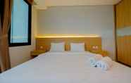 Kamar Tidur 3 Spacious Studio Room at Capitol Suites Apartment