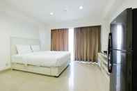 Bedroom Exclusive Studio Tamansari The Hive Apartment in Strategic Location