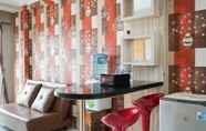 Quầy bar, cafe và phòng lounge 6 Simply Homey 2BR Signature Park Apartment