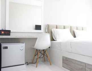 Kamar Tidur 2 Gorgeous Studio at Mekarwangi Square Apartment with Mountain View