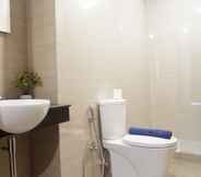 In-room Bathroom 7 2BR Apartment near Marvell City Mall at The Linden
