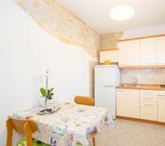 Bedroom 3 Apartments Petener - Great Location