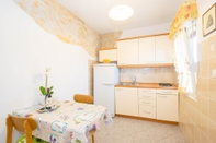 Bedroom Apartments Petener - Great Location