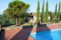 สระว่ายน้ำ Tuscany Villa With Breathtaking View