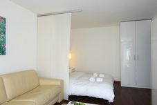 Bedroom Stylish with Amazing Natural Light & Pocket WIFI