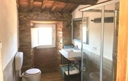 In-room Bathroom 4 AlCavour21