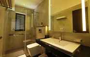 In-room Bathroom 3 Lavonca Boutique Hotel