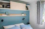 Bedroom 4 Camping Les Sables Blancs