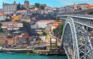 Nearby View and Attractions 4 YOTEL Porto