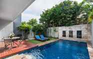 Kolam Renang 6 Trixie House Pool Villa