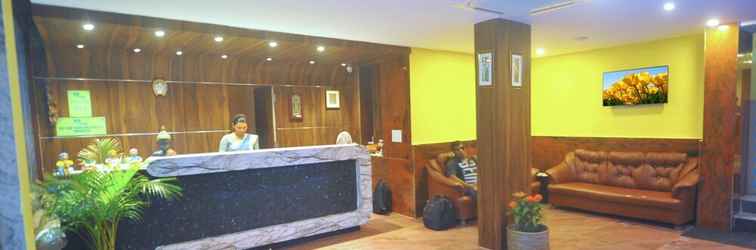 Lobby Pipul Hotels & Resorts