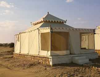 Exterior 2 Sangram Desert Camp