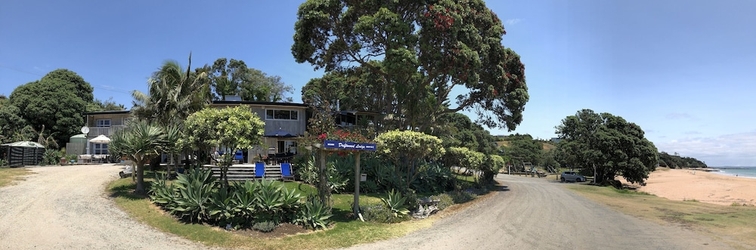 Exterior Driftwood Lodge