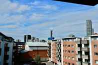 Nearby View and Attractions SKL Lux Two Bed With Free Parking/wifi